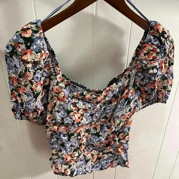 NWT And & Other Stories Floral Blouse Cropped Top 10 - Picture 3 of 7